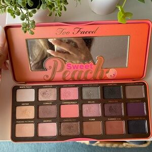 Used Too Faced Sweet Peach Palette